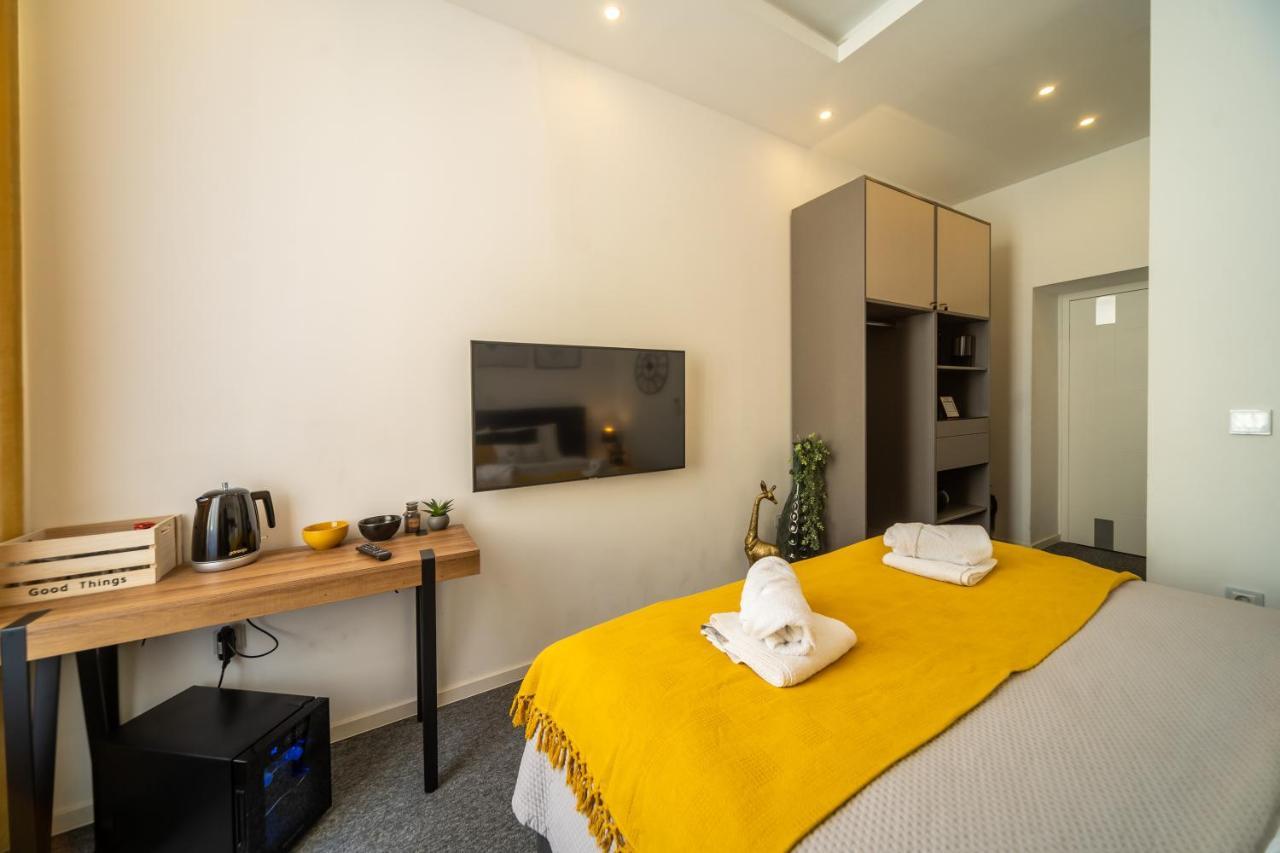 Elenas Rooms & Apartment ซาเกร็บ ภายนอก รูปภาพ